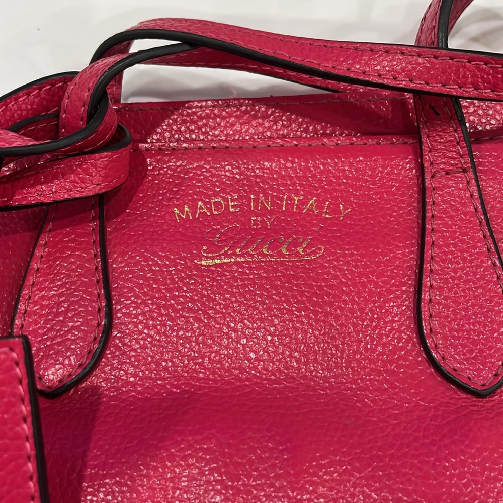 102. GUCCI MADE IN ITALY PINK CROSSBODY/SHOULDER PURSE BRAND NEW DETACHABLE - Picture 3 of 7